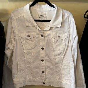 COPY - NWT Women’s Sonoma white denim jacket 1X